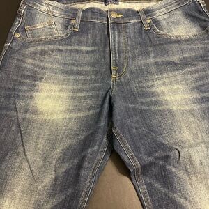 Rock & Republic Relaxed Fit Faded Blue Jeans